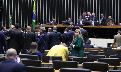 Câmara aprova texto-base de projeto que impede benefícios assistenciais a condenados por ocupações de terra