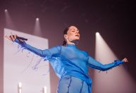 Famosos prestam apoio a Jessie J após diagnóstico de câncer de mama