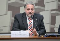 Presidente do São Paulo prepara apresentação de parceria com grupo grego