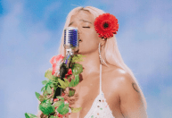 Karol G no Brasil: doações serão recolhidas para o RS em dia de show