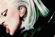 "Chromatica Ball": Lady Gaga anuncia lançamento de filme da turnê na Max