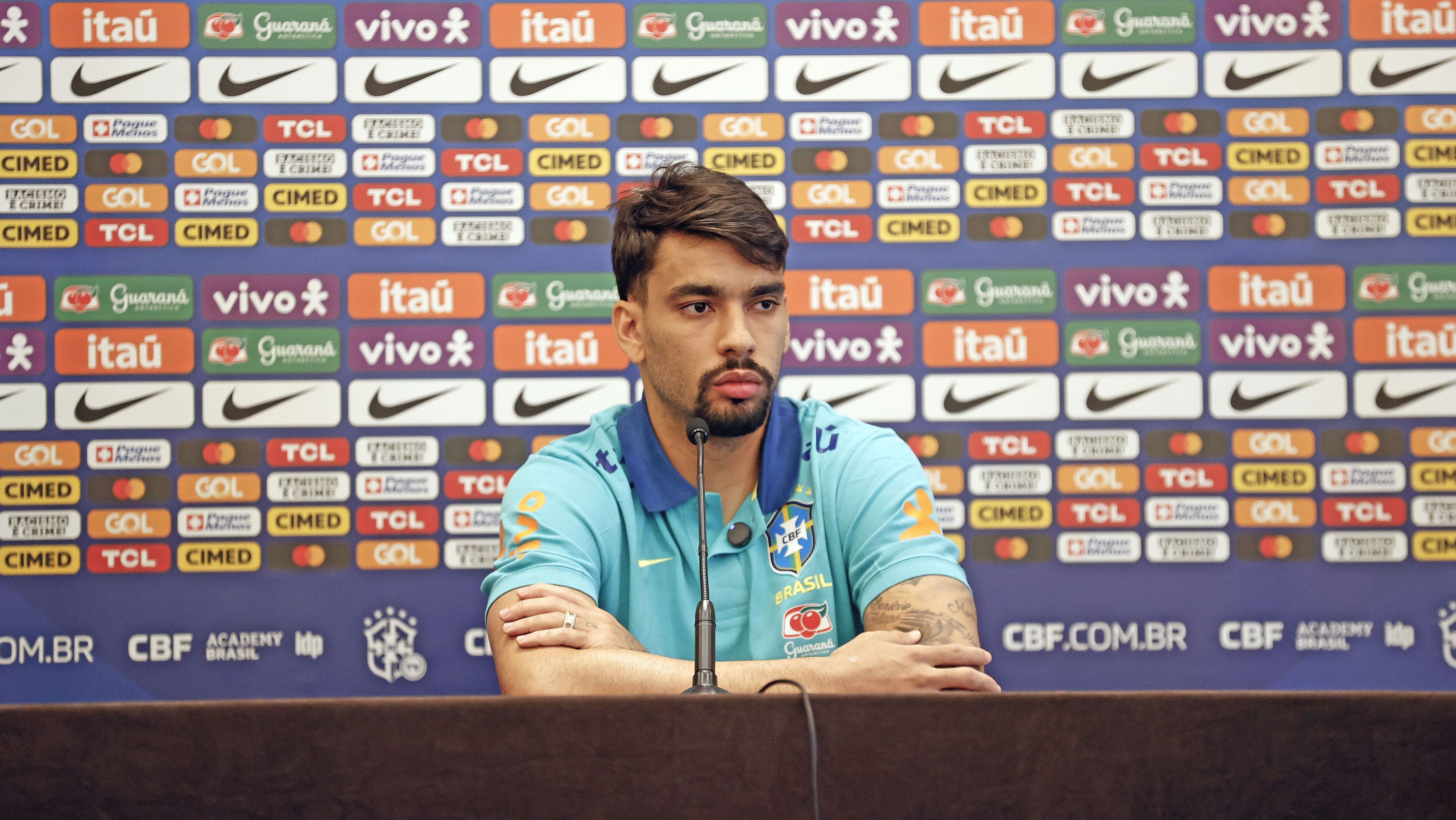 Lucas Paquetá durante coletiva de imprensa em Orlando