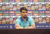 Lucas Paquetá se manifesta sobre decisão da CBF em mantê-lo na Seleção