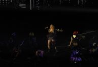 Madonna começa show em Copacabana com “Nothing Really Matters”