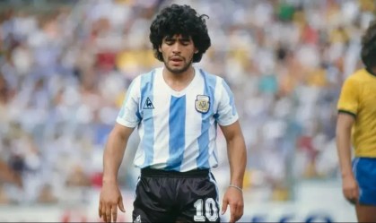 Julgamento da morte de Maradona tem audiência para definir futuro de juíza