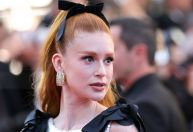 Marina Ruy Barbosa antecipa festa de aniversário, e bolo impressiona; veja fotos