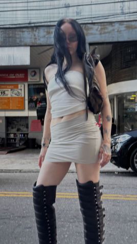 Noah Cyrus passeia por São Paulo antes de show no C6 Fest / Reprodução/Instagram