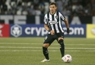 Botafogo anuncia saída de mais um campeão da Libertadores e da Série A