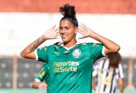 Com hat-trick de Amanda Gutierres, Palmeiras goleia Santos no Brasileiro Feminino