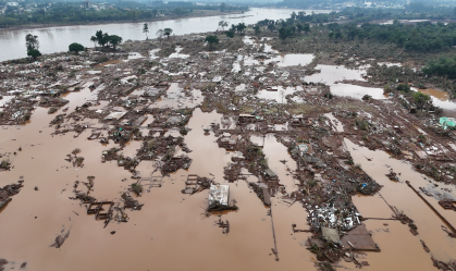 Bairro de Cruzeiro do Sul, Passo de Estrela foi destruído pela chuva