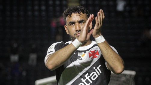 Payet foi destaque na vitória do Vasco sobre o Vitória