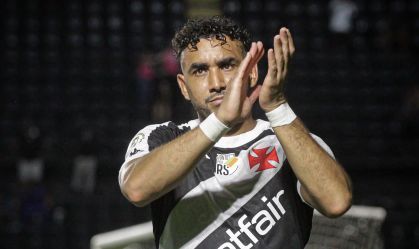 Vasco se despede de Dimitri Payet após rescisão amigável: “Merci”