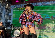 Maratona de São João: Solange Almeida diz que fará 48 shows em 12 estados