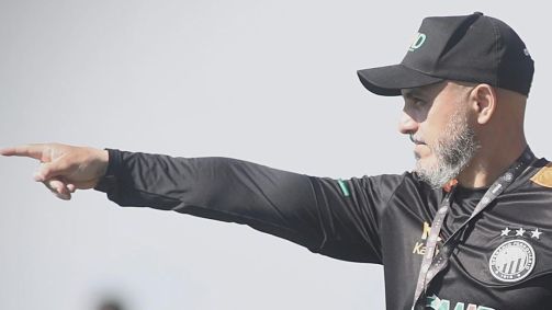 Rafael Guanaes, técnico do Operário