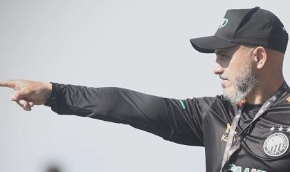 Rafael Guanaes, técnico do Operário
