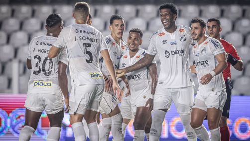 Santos enfrenta o Ponte Preta na Vila Belmiro