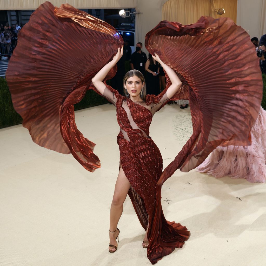 Valentina Sampaio no Met Gala 2021