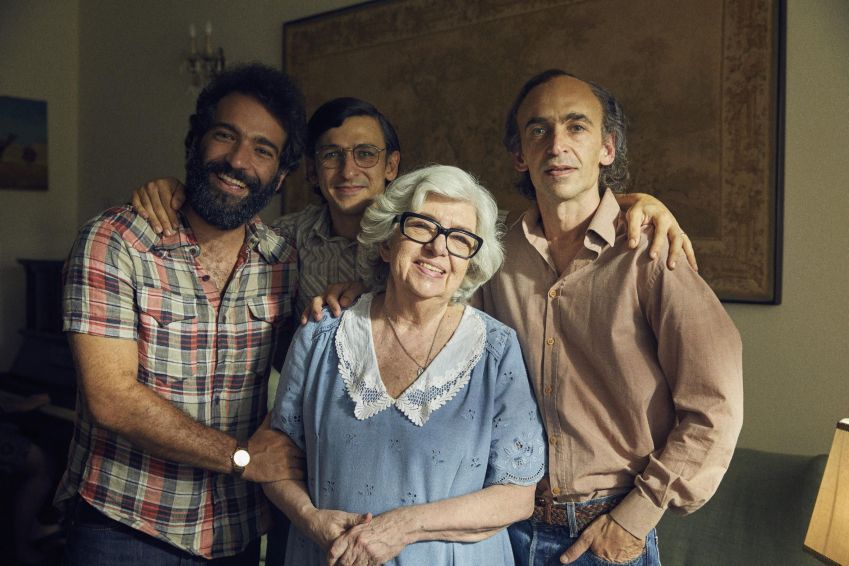 Walderez de Barros na série "Betinho: No Fio da Navalha" em 2023 / Loiro Cunha