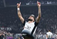 Corinthians bate o América-RN e se classifica na Copa do Brasil