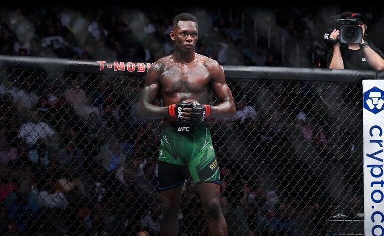 Israel Adesanya vai enfrentar Dricus Du Plessis no UFC 305