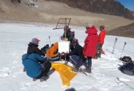Cientistas usam equipamento inovador para medir derretimento de geleiras nos Andes