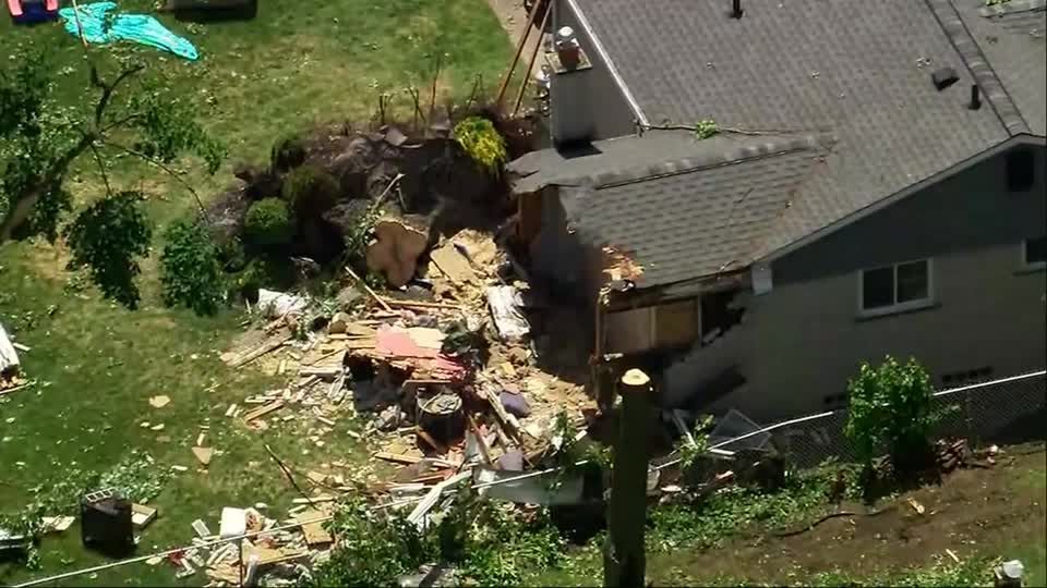 Casa danificada após tempestade no Michigan