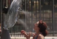 Onda de calor atinge Roma e turistas se preparam para temperaturas de até 43 °C