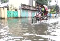 Inundações levam caos a Bangladesh; milhões seguem ilhados
