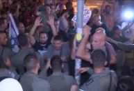 Polícia israelense entra em confronto com manifestantes em Tel Aviv