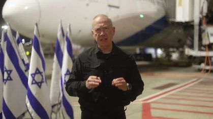 Yoav Gallant, ministro da Defesa de Israel, fala sobre visita aos EUA antes de partida neste domingo (23)