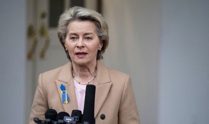 UE escolhe Von der Leyen para segundo mandato como chefe da Comissão Europeia