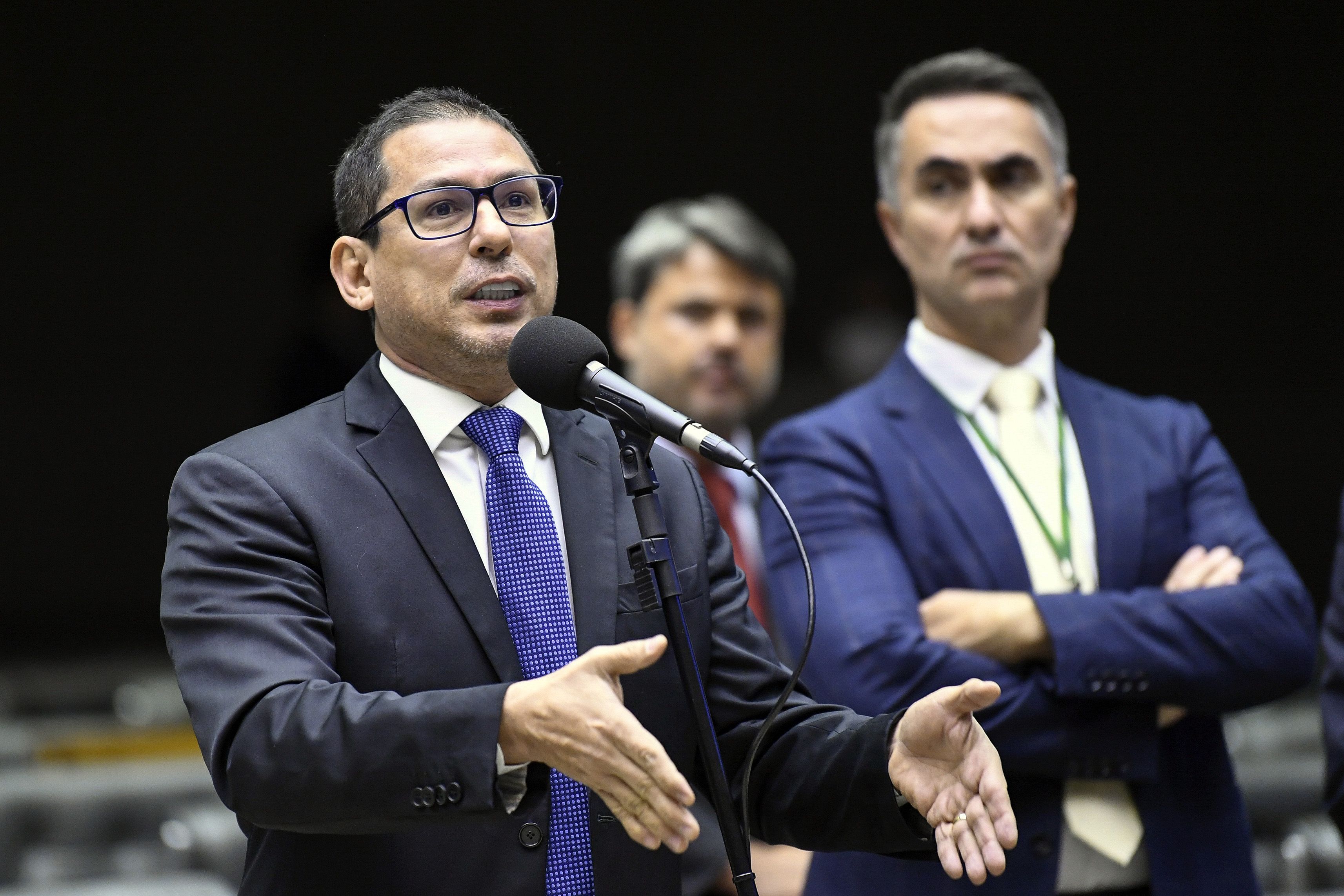 Sessão Conjunta - Apreciação de Vetos e PLNs