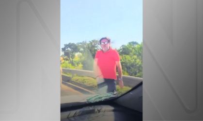 Motorista atira briga trânsito