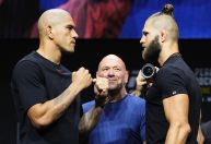 Alex Poatan e Jiri Prochazka se desentendem em coletiva do UFC 303
