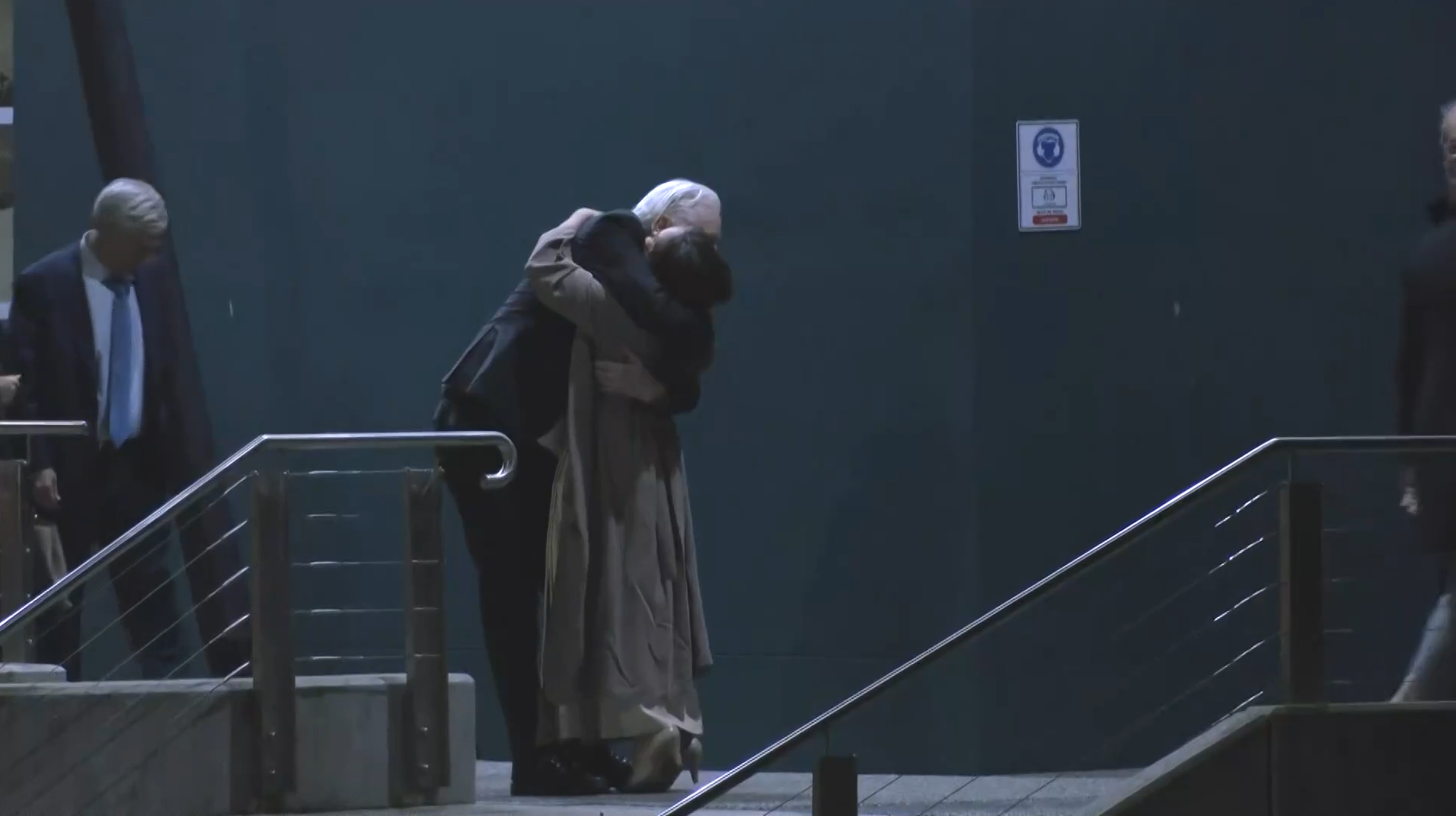 Assange aeroporto