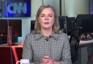 À CNN, Gleisi se diz contrária à PEC das Praias