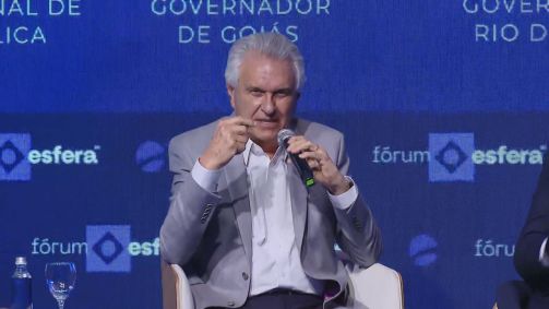 O governador de Goiás, Ronaldo Caiado (União), em evento do Esfera em Guarujá (SP)