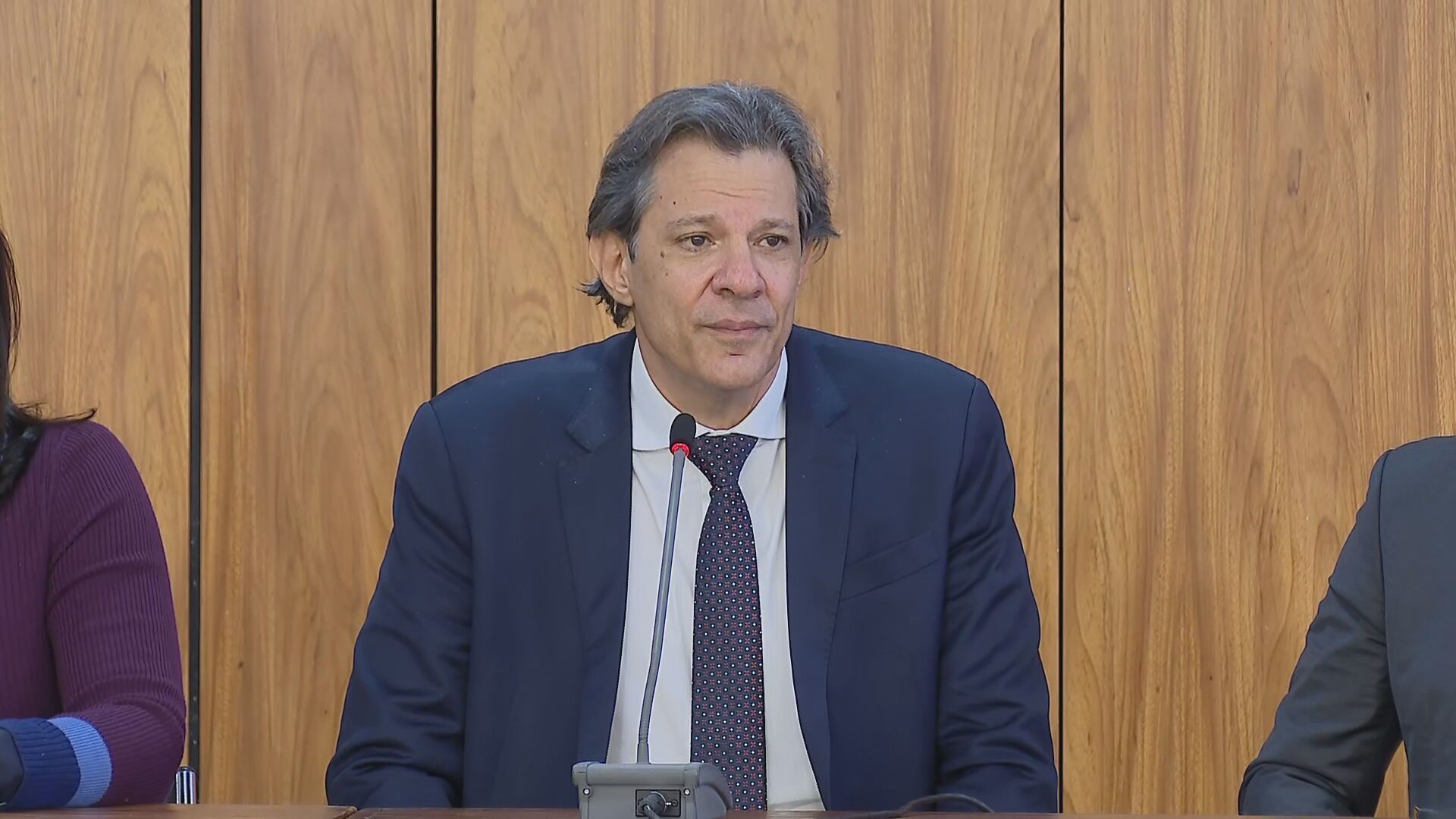 BR_CNN_170624_COLETIVA_HADDAD_frame_12243