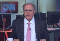 Não haverá tributação sobre carros elétricos, diz Alckmin à CNN