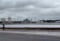 Aeroporto de Porto Alegre deve ser reaberto só em dezembro, diz concessionária