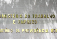 Governo quer enviar ao Congresso proposta de consignado para setor privado depois do recesso parlamentar