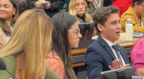 O deputado federal Nikolas Ferreira (PL-MG) discutiu com Erika Hilton (PSOL-SP) em comissão da Câmara