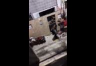 Vídeo: Policial militar agride motoboy que teria fugido de blitz em Fortaleza