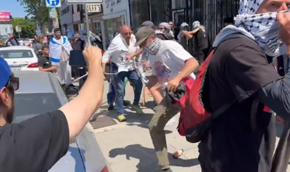 Protesto pró-Palestina acaba em confusão em Los Angeles