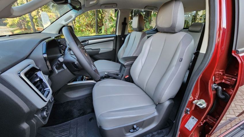 Interior da Nova S10 (Thiago Ventura/CNN)