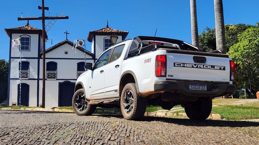Chevrolet S10 Z71 2025: novo visual e mais tecnologia (Thiago Ventura/CNN)