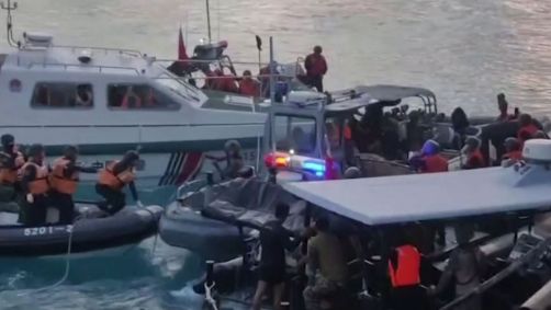 Filipinas dizem que guarda costeira da China usou armas brancas em conflito no Mar da China