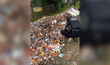 Duas pessoas são presas suspeitas de vender mercadorias contaminadas pelas enchentes no RS