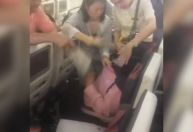 Passageiros ficam presos em avião sem ar-condicionado e desmaiam na Grécia; veja