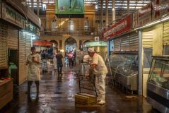 Mercado Público de Porto Alegre é reaberto após 41 dias